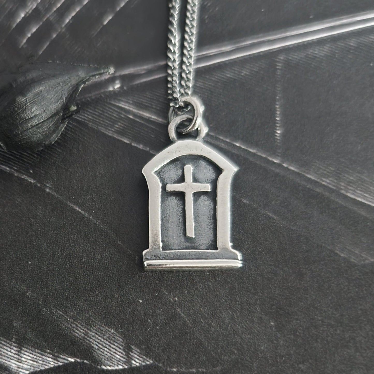 TOMBSTONE necklace with a cross