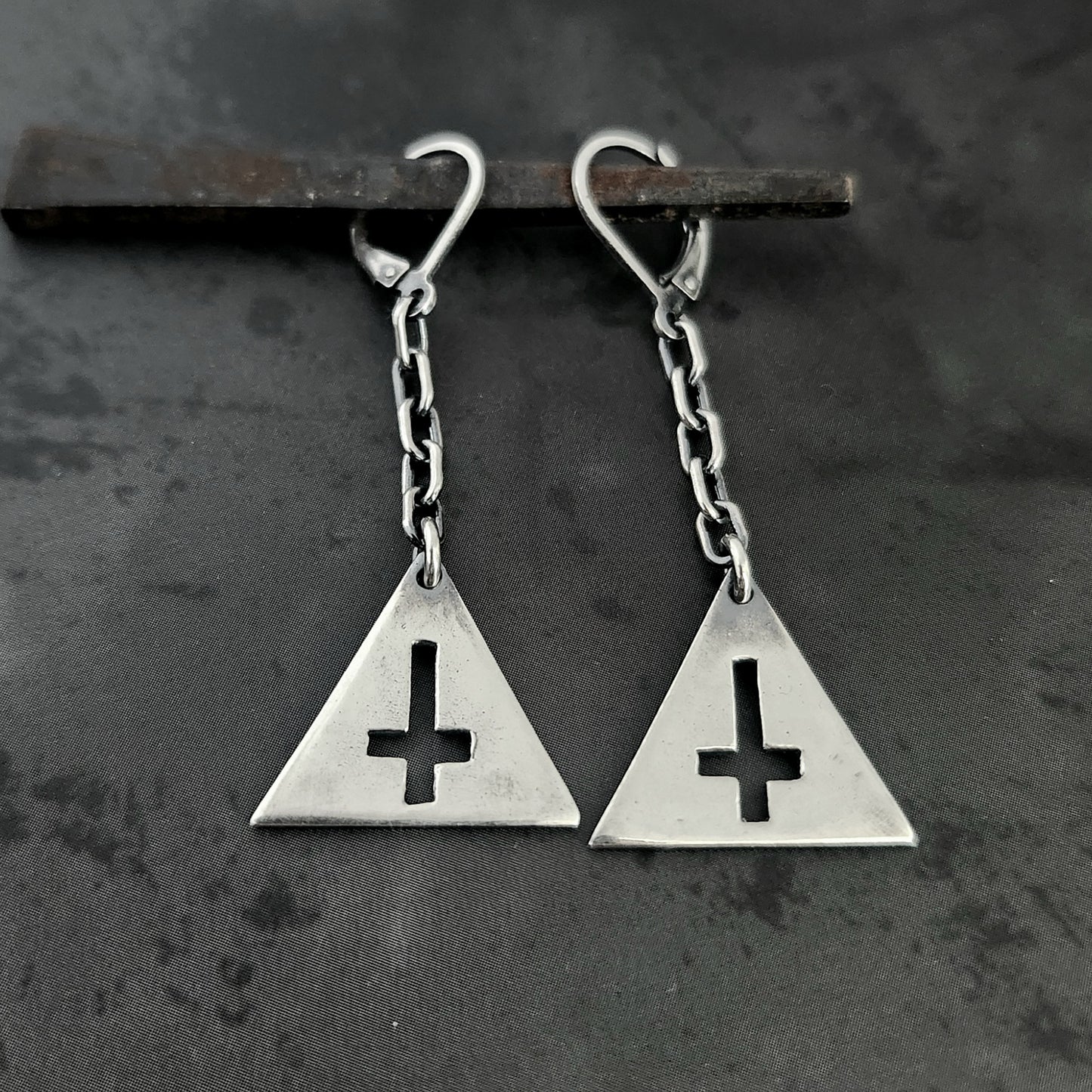 TRINITY earrings