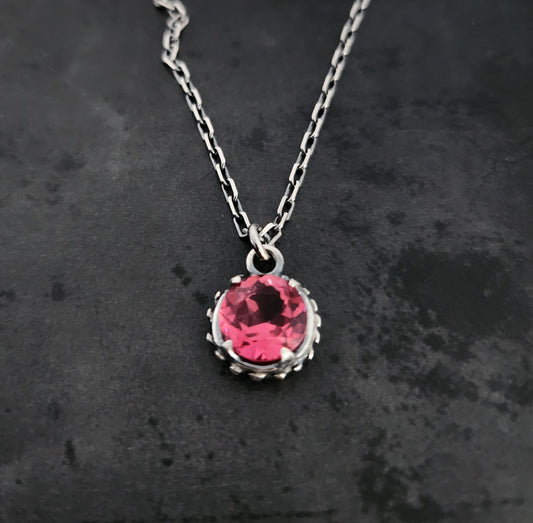 VENUS FLYTRAP necklace with tourmaline