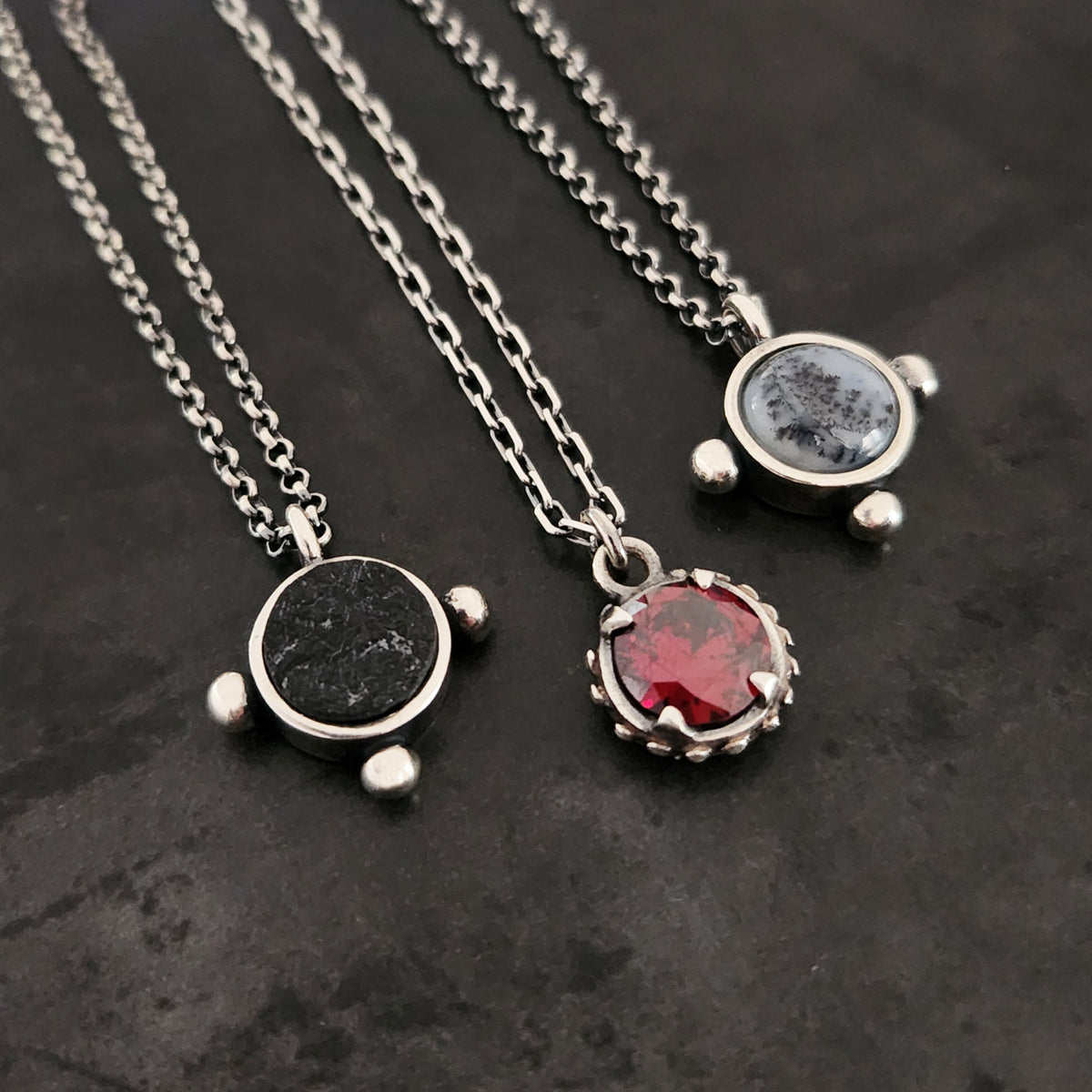 VENUS FLYTRAP necklace with red cz
