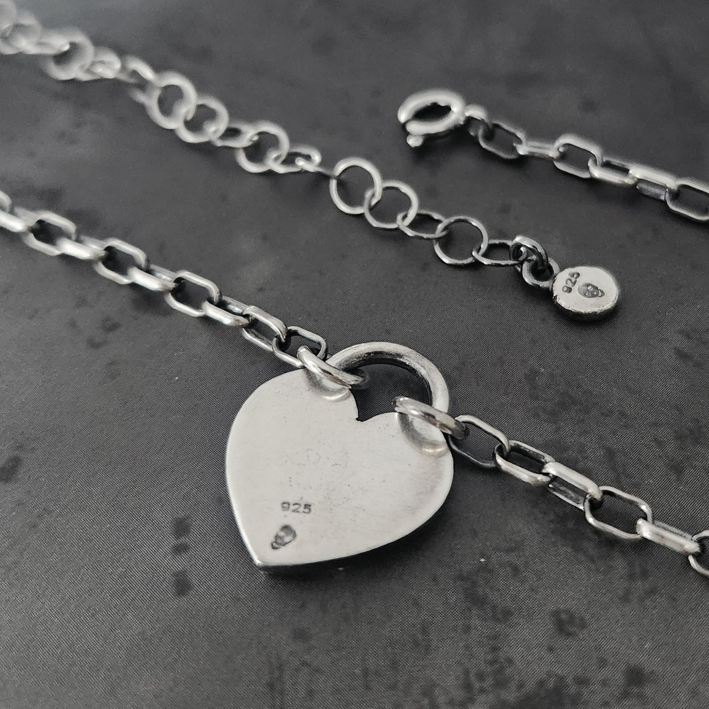 WEB HEART necklace