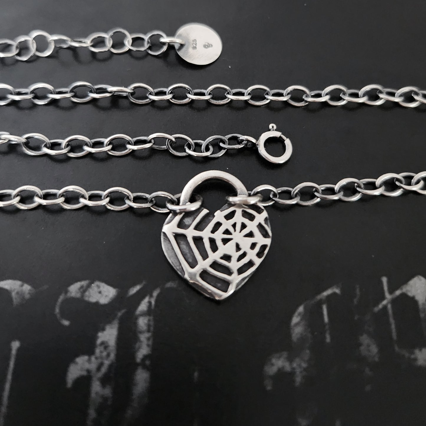 WEB HEART necklace